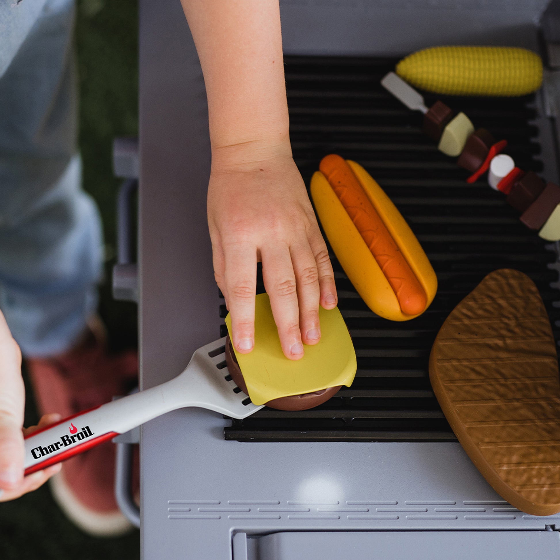 Red Toolbox Char-Broil Kids BBQ Set